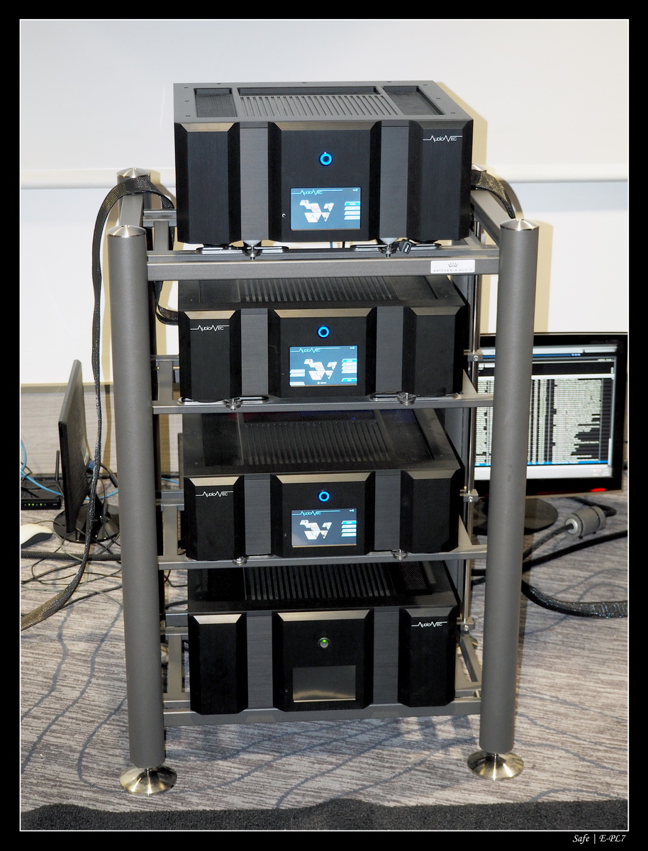 2016   11   Salon Hifi Paris   26